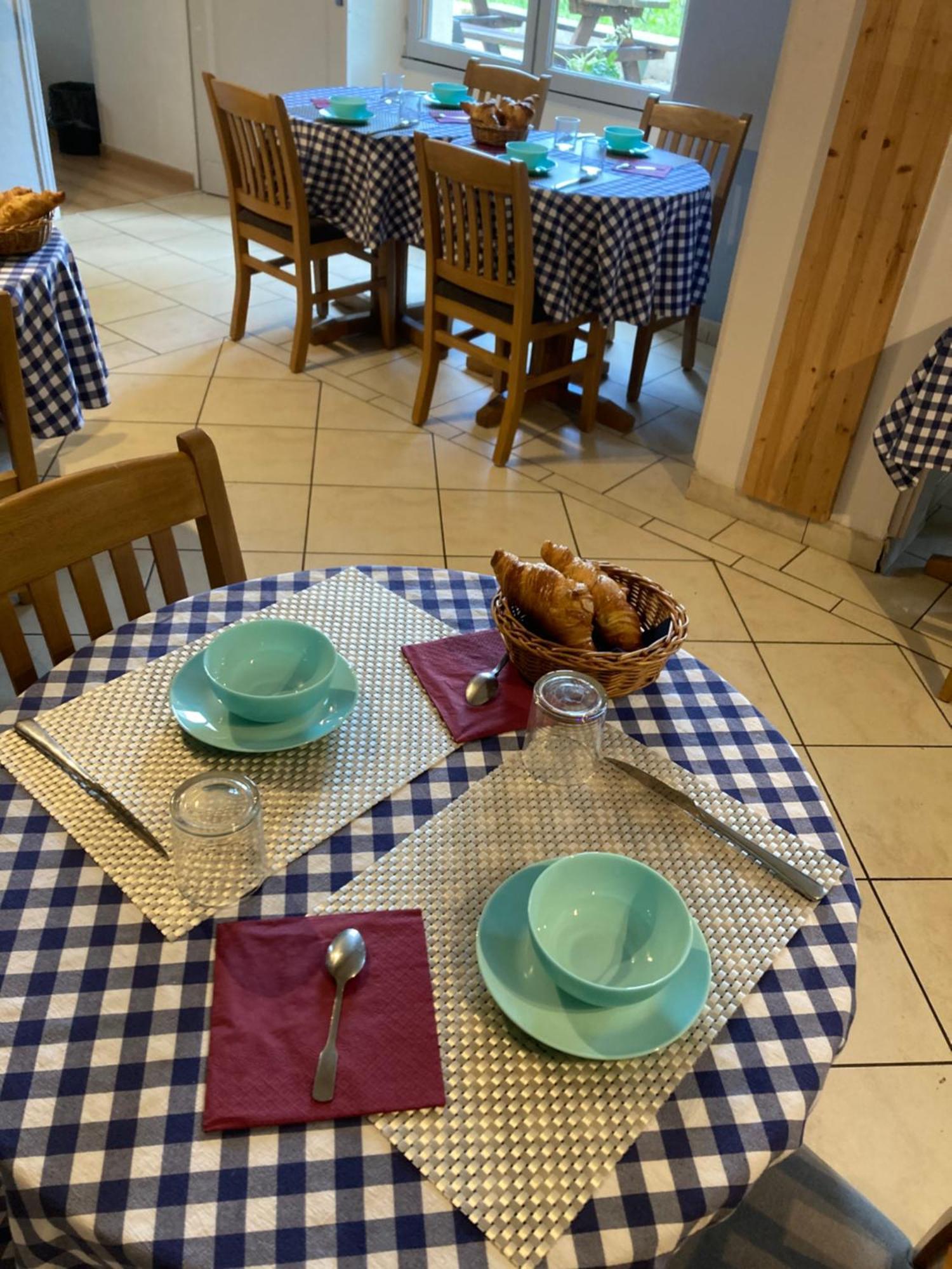 Chez Herve Le Chatelet La Chaux Neuve Zewnętrze zdjęcie